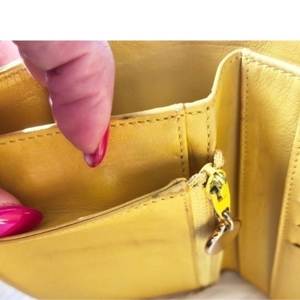 Chanel Caviar Yellow Billfold Wallet - Picture 11 of 13